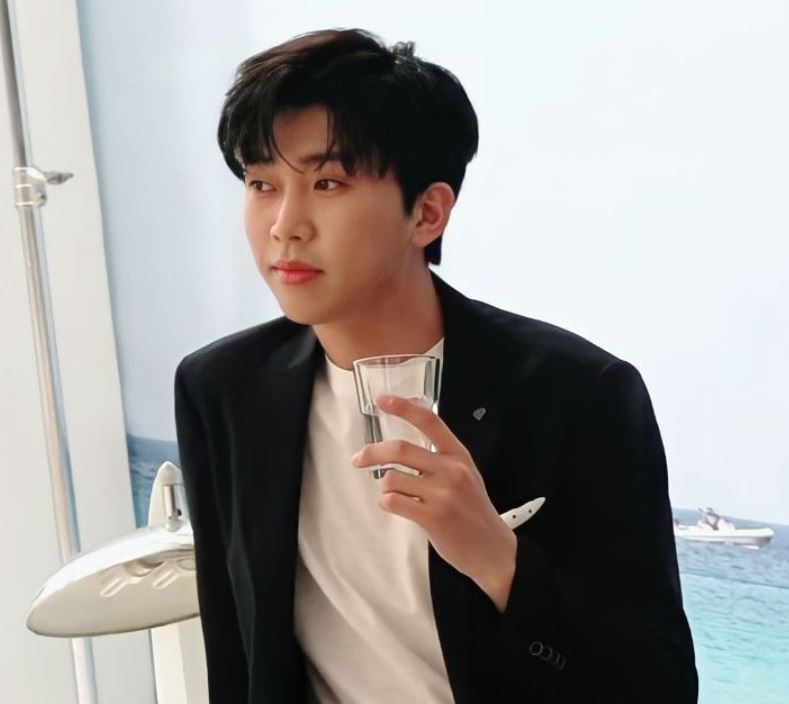  임영웅 노래모음 및 조회수 폭발 신곡듣기