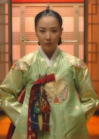  강수연 호텔방 루머 사건 및 결혼
