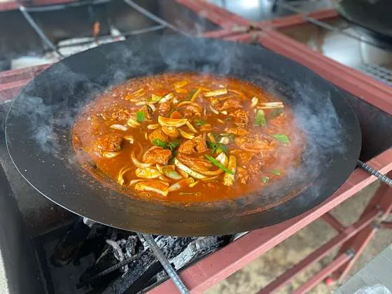 참나무능이버섯백숙 이미지