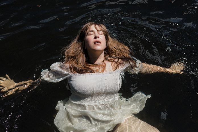  Serena Ryder 'Waterfall'