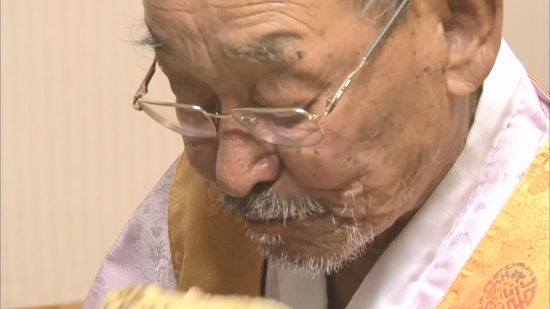 [인간극장 다시보기] 다시 태어나도 서로밖에 없다 하시는 백발의 황혼 부부, 따뜻하고 싱그러운 신혼일기 제2막이 시작된다 KBS 방송.mp4_20240415_133501.467.jpg