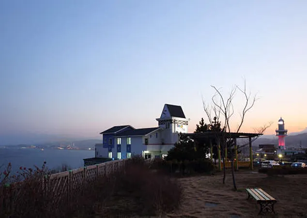 등대불빛아래