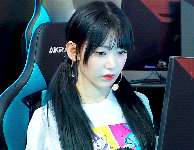 미야와키 사쿠라 宮脇 咲良 (르세라핌 LE SSERAFIM)5