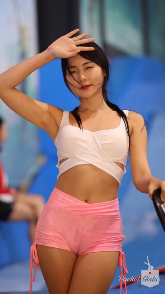  포켓걸스 지은 핑크 레깅스