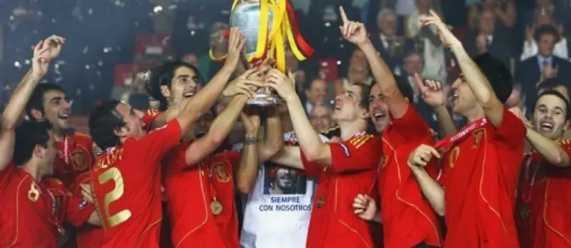 티키타카 유래의 시작&amp;#44; 스페인 축구대표팀 08년 유로 우승