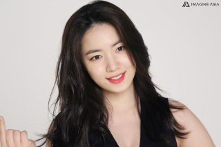  류화영 기부