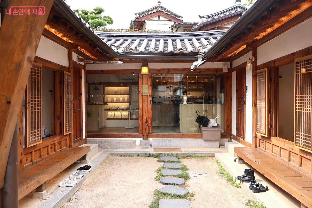 더라운지 대표 사진