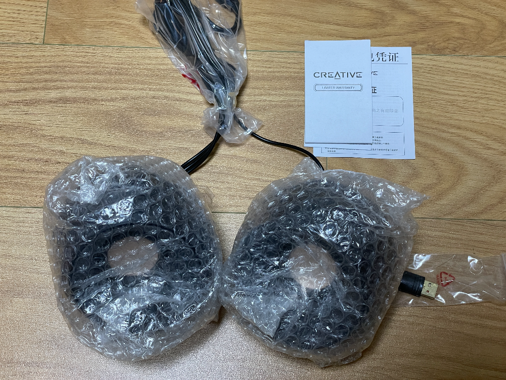 크리에이티브 페블 PEBBLE V2 개봉기 및 후기 - 크리에이티브 PEBBLE V2 개봉기 크리에이티브 페블 PEBBLE V2 개봉기 및 후기 - 크리에이티브 PEBBLE V2 개봉기