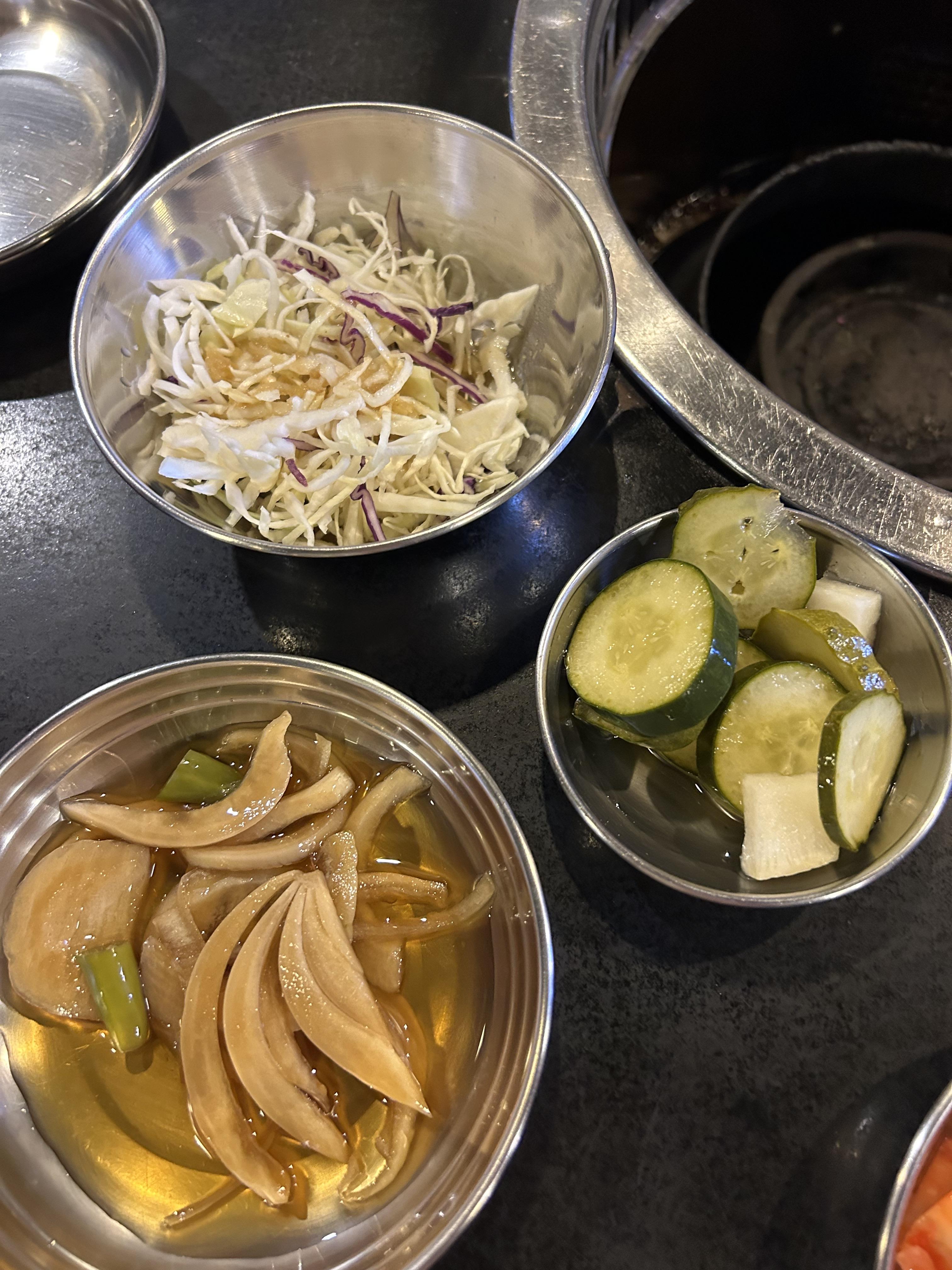  광주 등갈비 맛집 금호동먹자골목 왕코등갈비 치즈등갈비와 순두부찌개 열정을 다해 먹었다.맛있다.