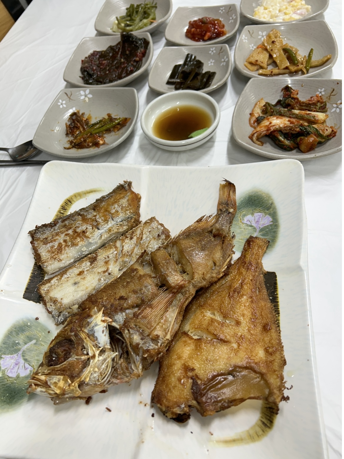 동피랑생선구이 생선구이와 밑반찬