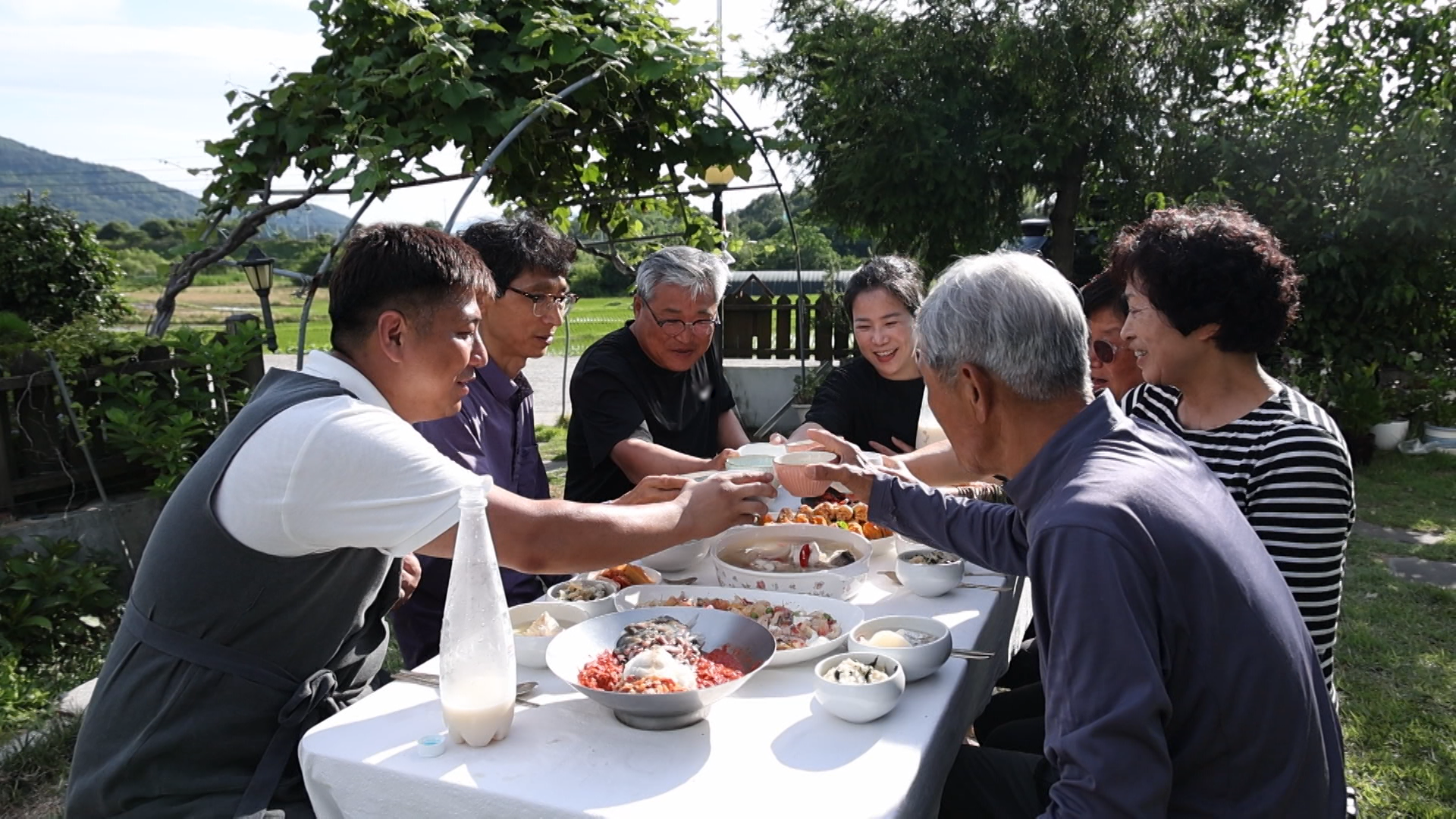 한국인의 밥상, 삼천포 정서방 여름철 별미 1 tfile