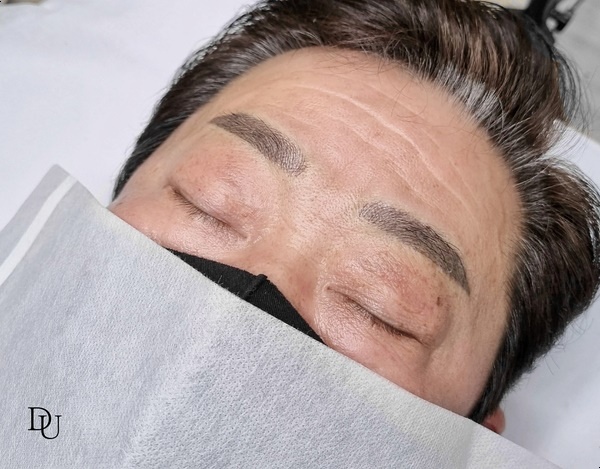  광주 상무지구 남자눈썹문신 부모님 효도 눈썹으로 딱!