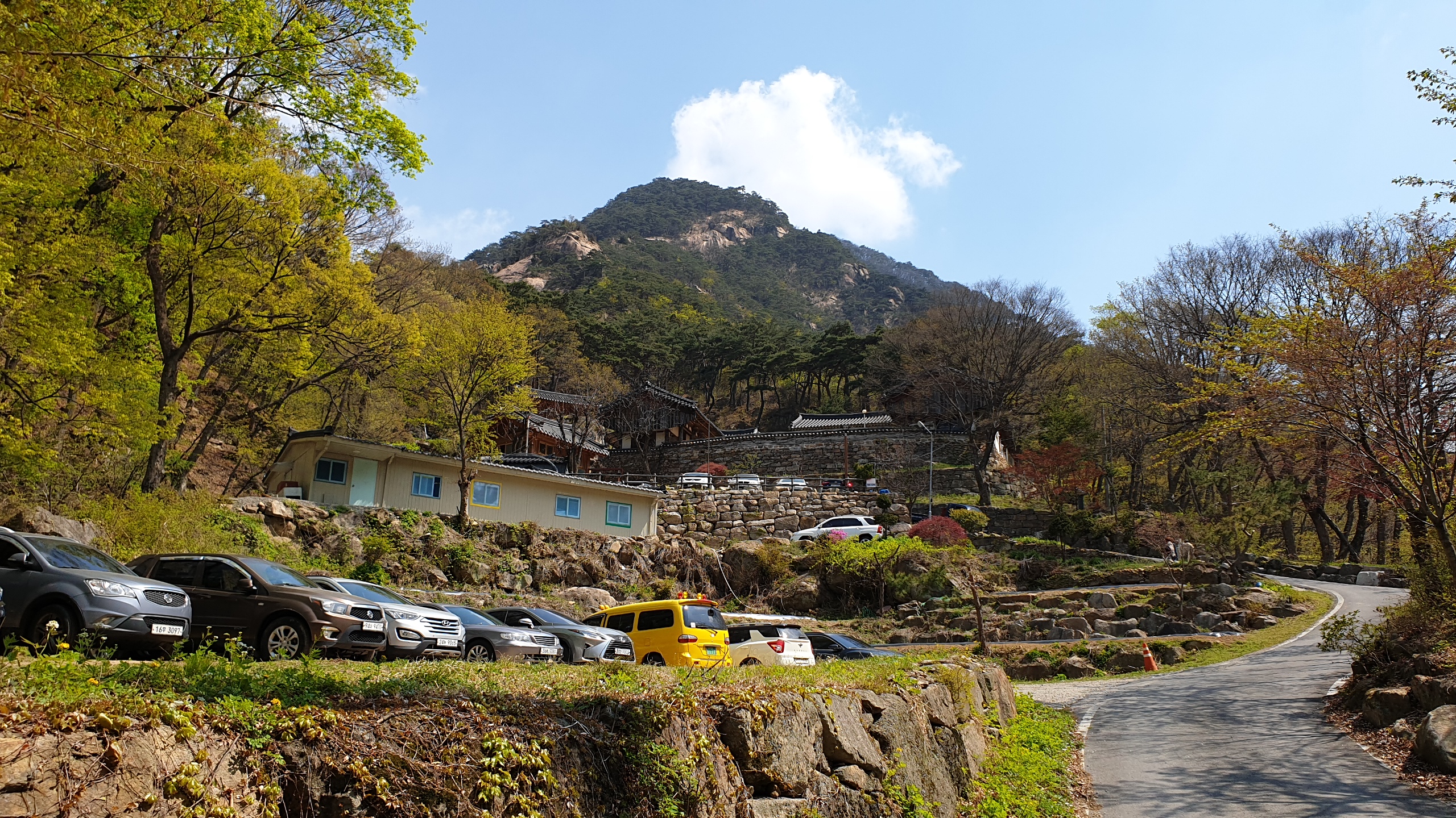  청풍호를 한 눈에 충북 제천 무암사-남근석-성봉-동산