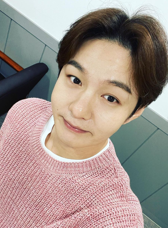  이창섭/비투비/학력/전과자/반려견/프로필 정보