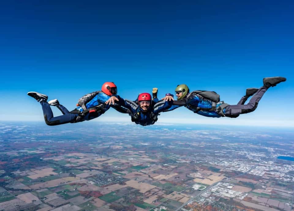 스카이다이빙 (Skydiving)