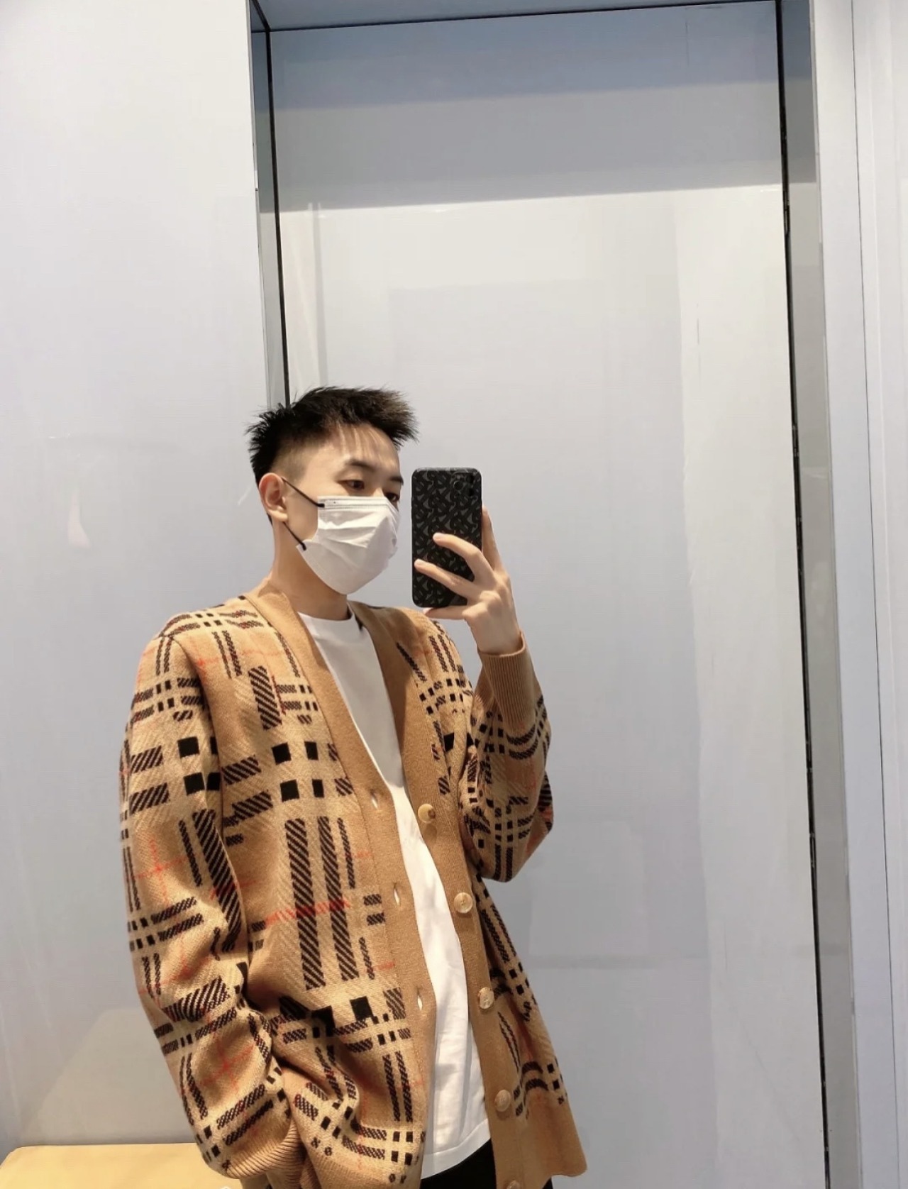  [BURBERRY] 버버리 체크 캐시미어 자카드 가디건 80458951