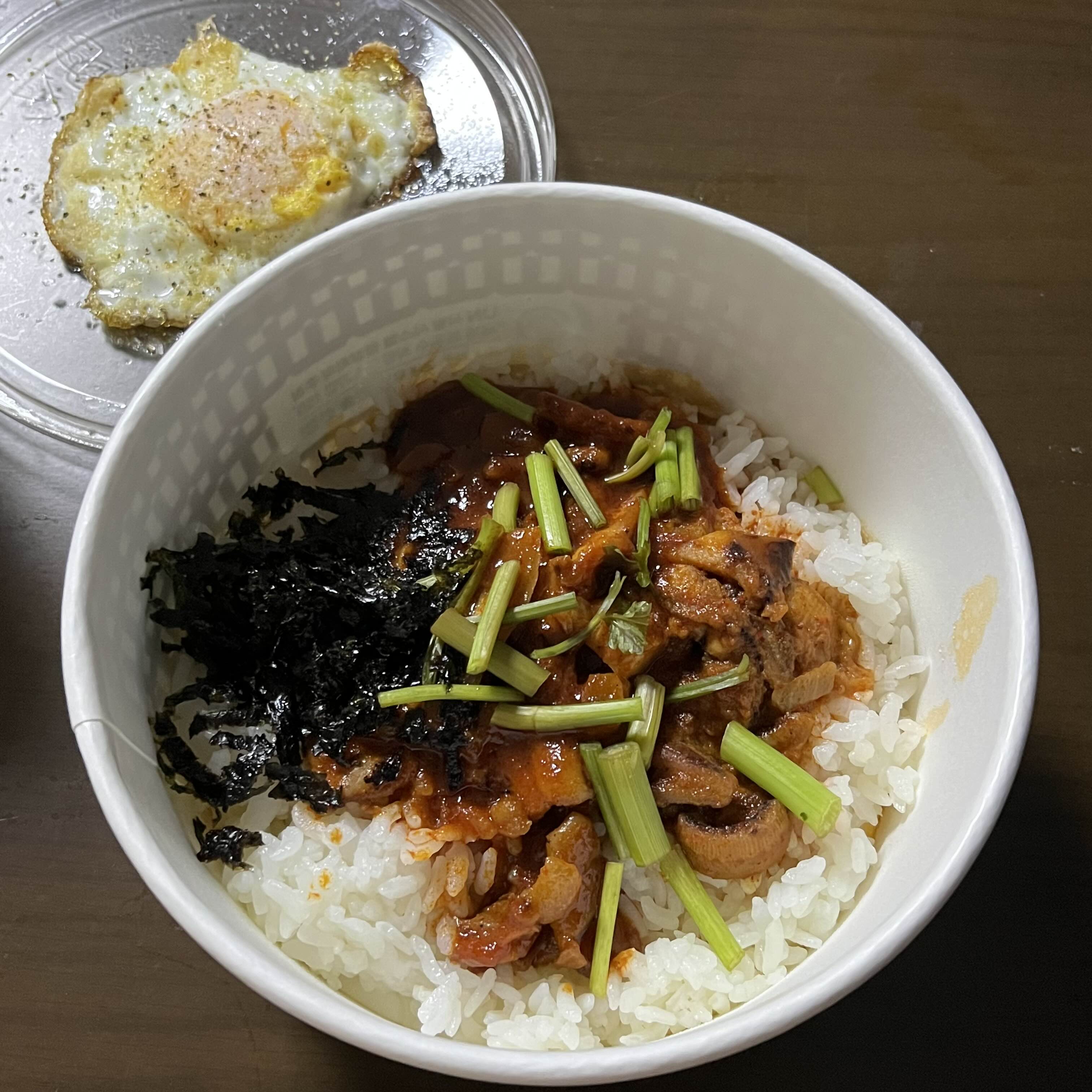  한솥도시락 신상 메뉴: 미나리 오징어 덮밥 & 통살 오징어 튀김