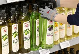  이게 뭐야, 진짜 많이 올랐네" '식용유 대란' 서민들·자영업자 '한숨'