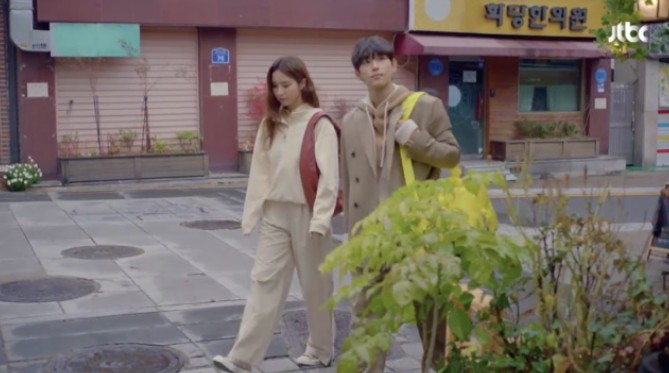  런온 신세경 패션 / 런온 신세경 LEHA 레하 옷들