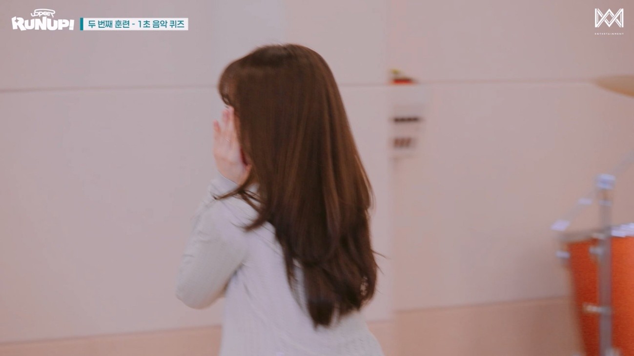 10년만에 직속후배 생겼는데 오열했다는 오마이걸 승희 | 인스티즈