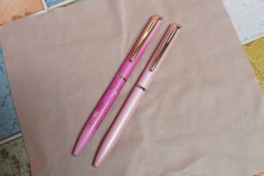 Pentel Energel Philography limited pastel pink & sakura pink 