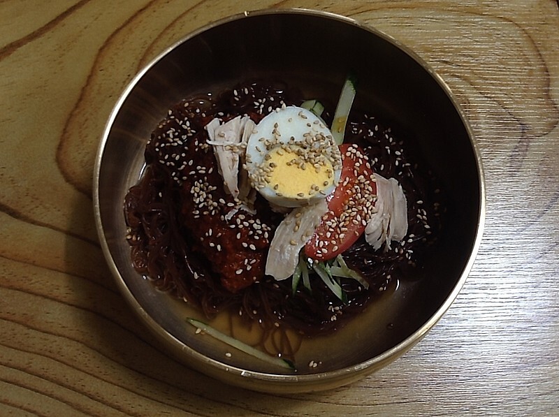  북한 여름 별미 국수, 느릅쟁이 비빔국수
