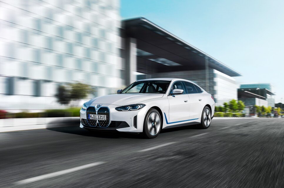  BMW의 전기차 i4 프리뷰, 4시리즈를 꼭 닮은 전기차