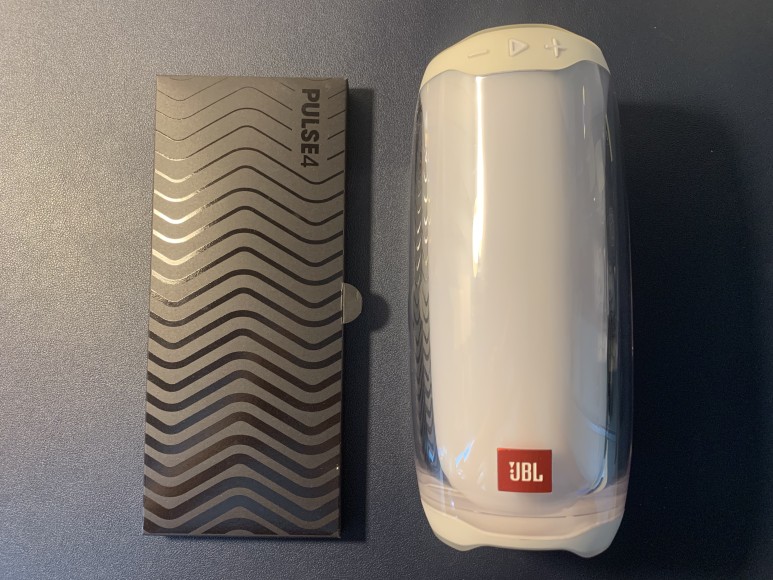 현존하는 가장 오래된 블루투스 스피커 JBL PULSE4, 3