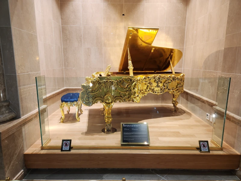 황금-피아노