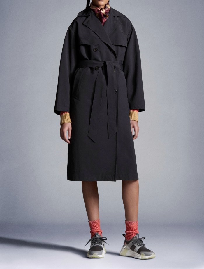 몽클레르 스티비덴 블랙