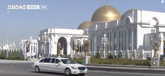 투르크메니스탄-아시가바트-도로-하얀차-하얀관공서-모습