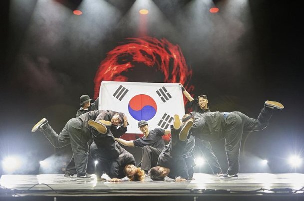  진조크루 성폭력 가해멤버 탈퇴조치 리더 스킴 김헌준 사과문