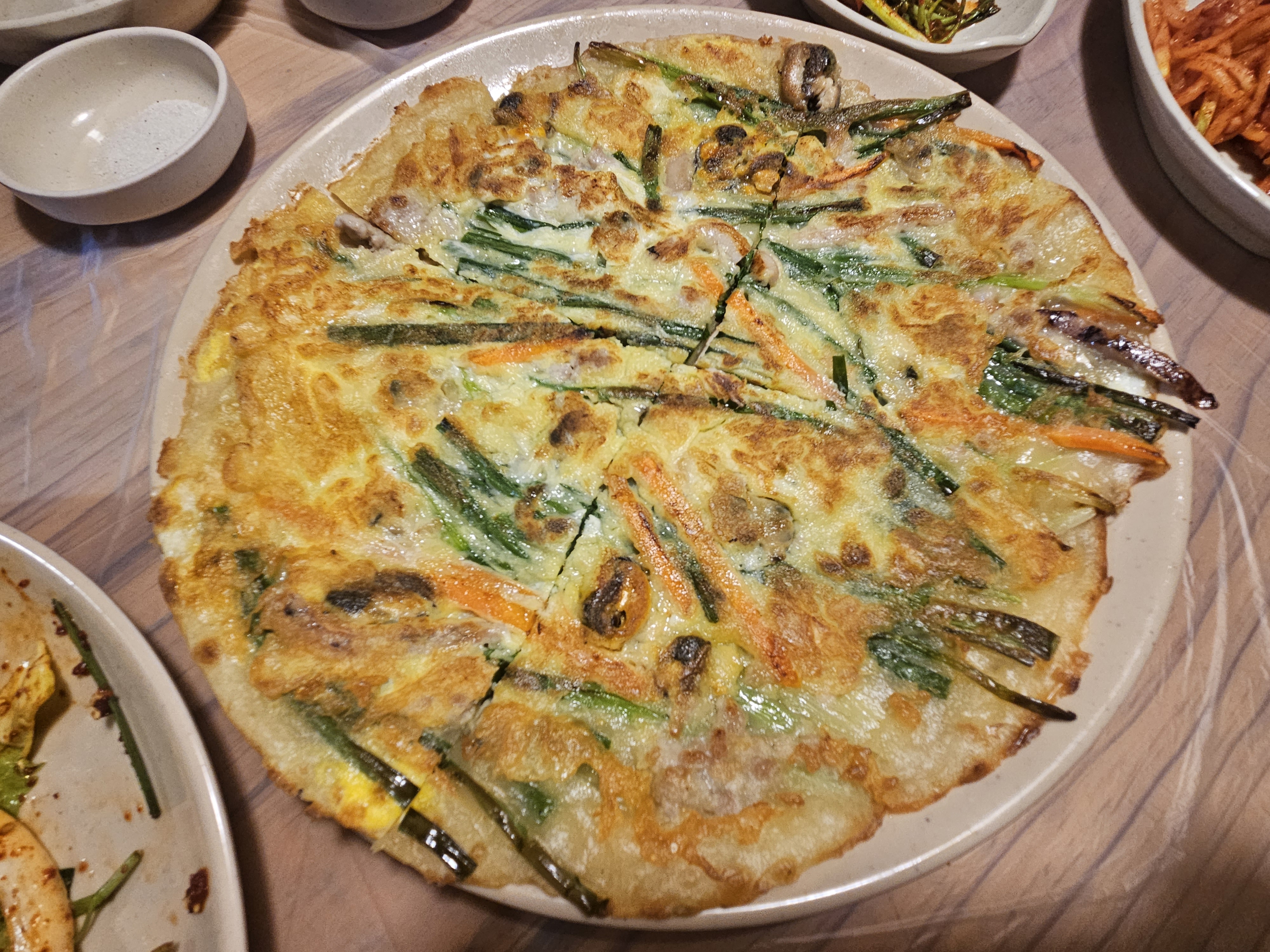 지인식당 이미지