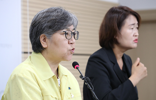  방역당국 “증상 생기면 의심하라…조기발견·격리 매우 중요”