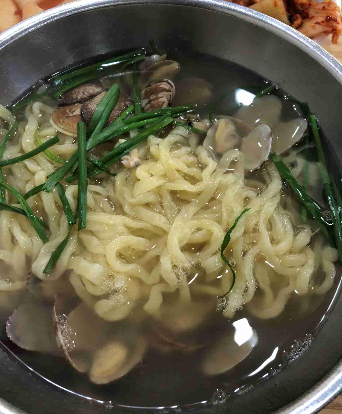  낙성대 관악산 근처 동네 칼국수 맛집 밀향기칼국수