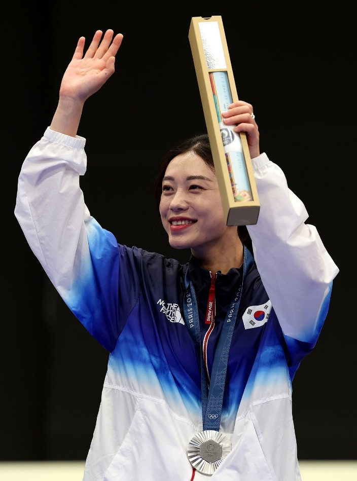 김예지 프로필 나이 남편 경력 인스타 사격영상 일론머스크 소환