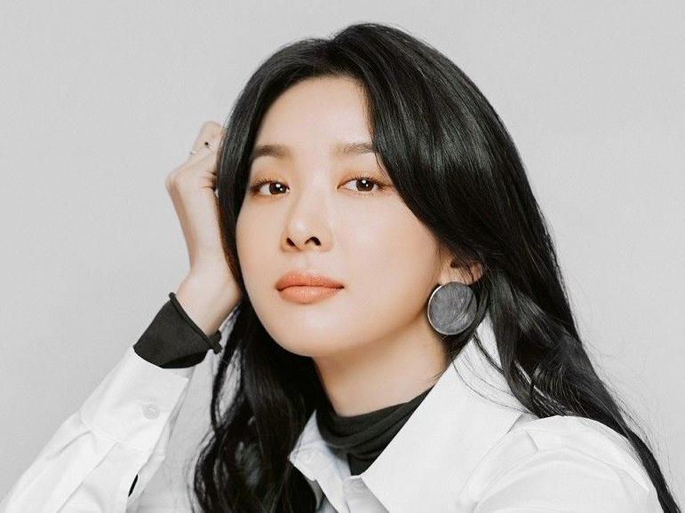  (넷플릭스) 셀러브리티, 등장인물 & 원작 캐스팅