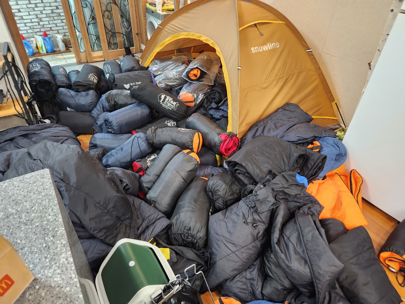  학교 단체 침낭은 깨끗한 아웃도어본부 침낭으로~!
