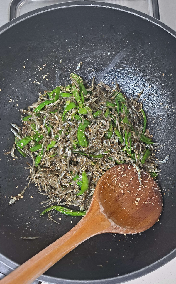 꽈리고추멸치볶음