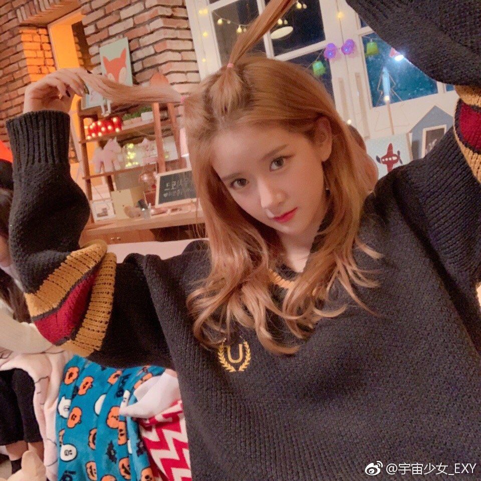 우주소녀 엑시 인스타그램 사진 몸매 얼굴 화보 움짤 트위터 고화질
