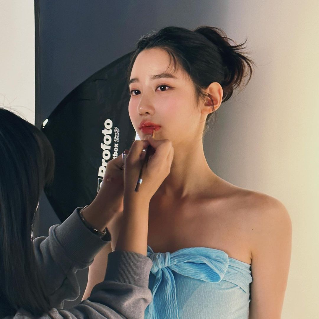 신지원 - 베리굿 조현의 선악과 목욕젤 모델