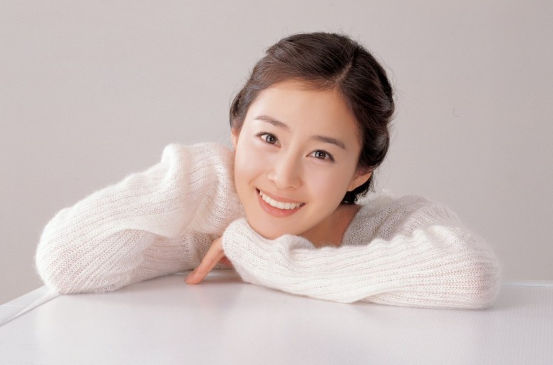  김태희 아빠 연매출 150억원 H통운 김유문 회장 다이아몬드 수저 스타 차트를 달리는 여자
