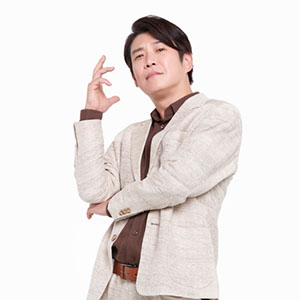 민영기