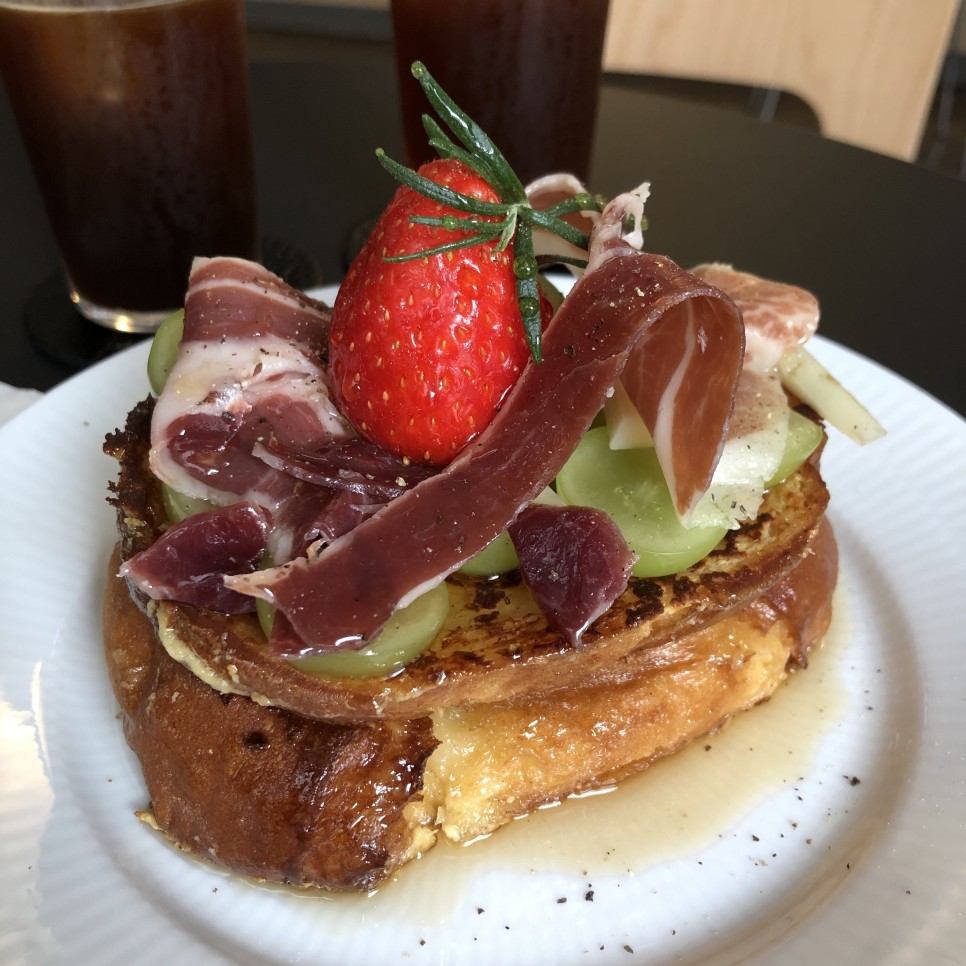 오픈주방 [전주 카페] 샘샘커피 분위기 6