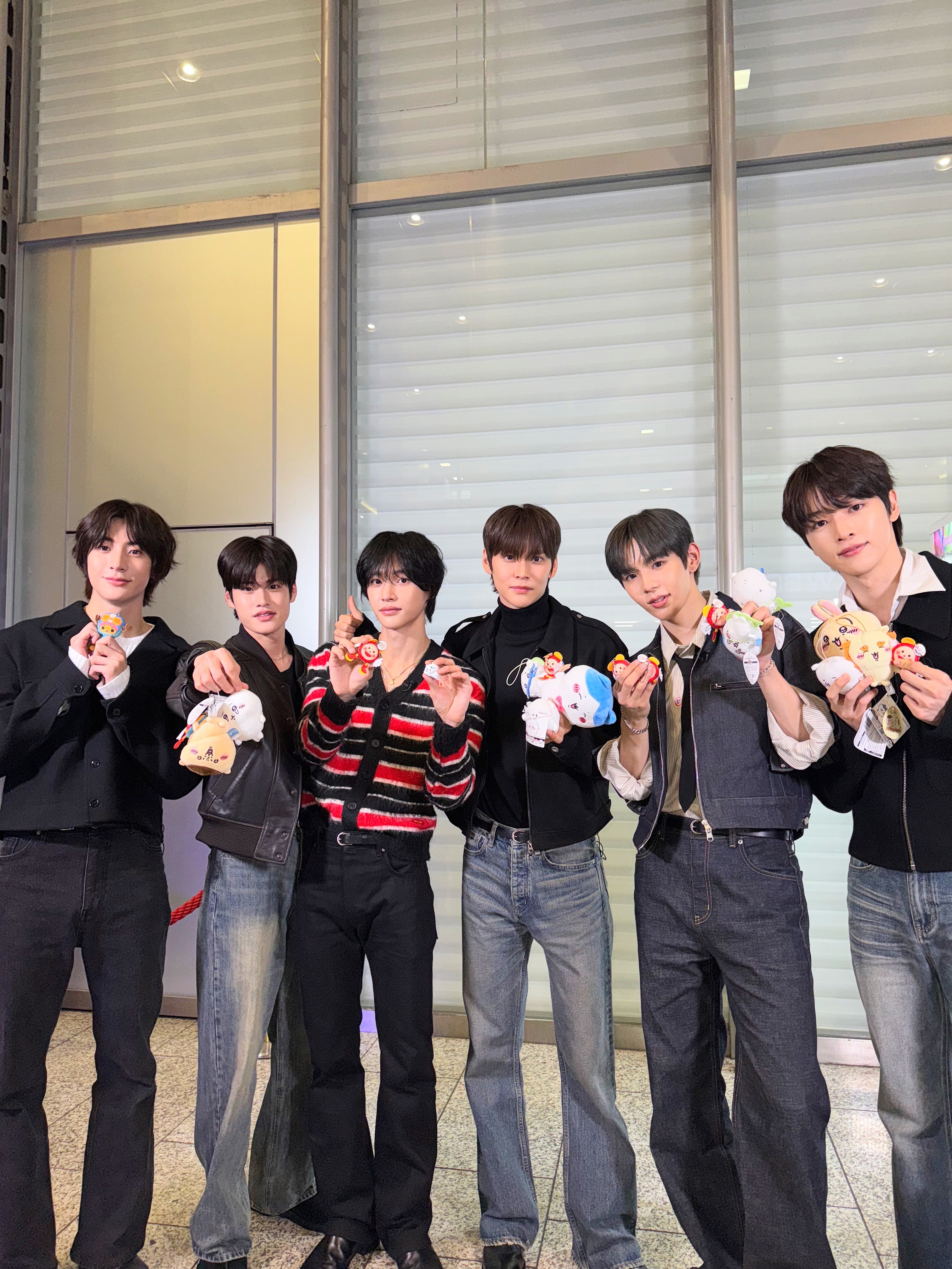 20241114메자마시트위터일본공계가족사진