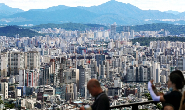  '입지 떨어지는 신축' vs '입지 좋은 구축' ... 부동산 폭락 오면 이런 아파트 더 크게 떨어진다