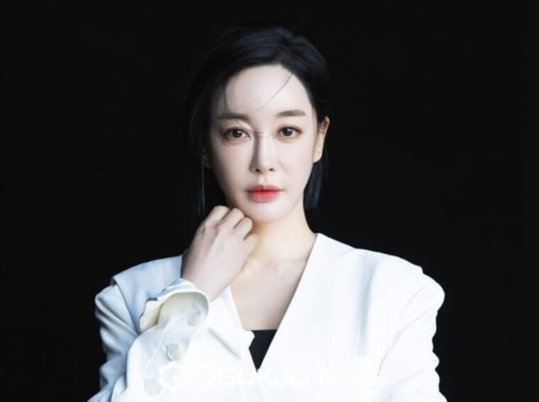 배우-김혜은