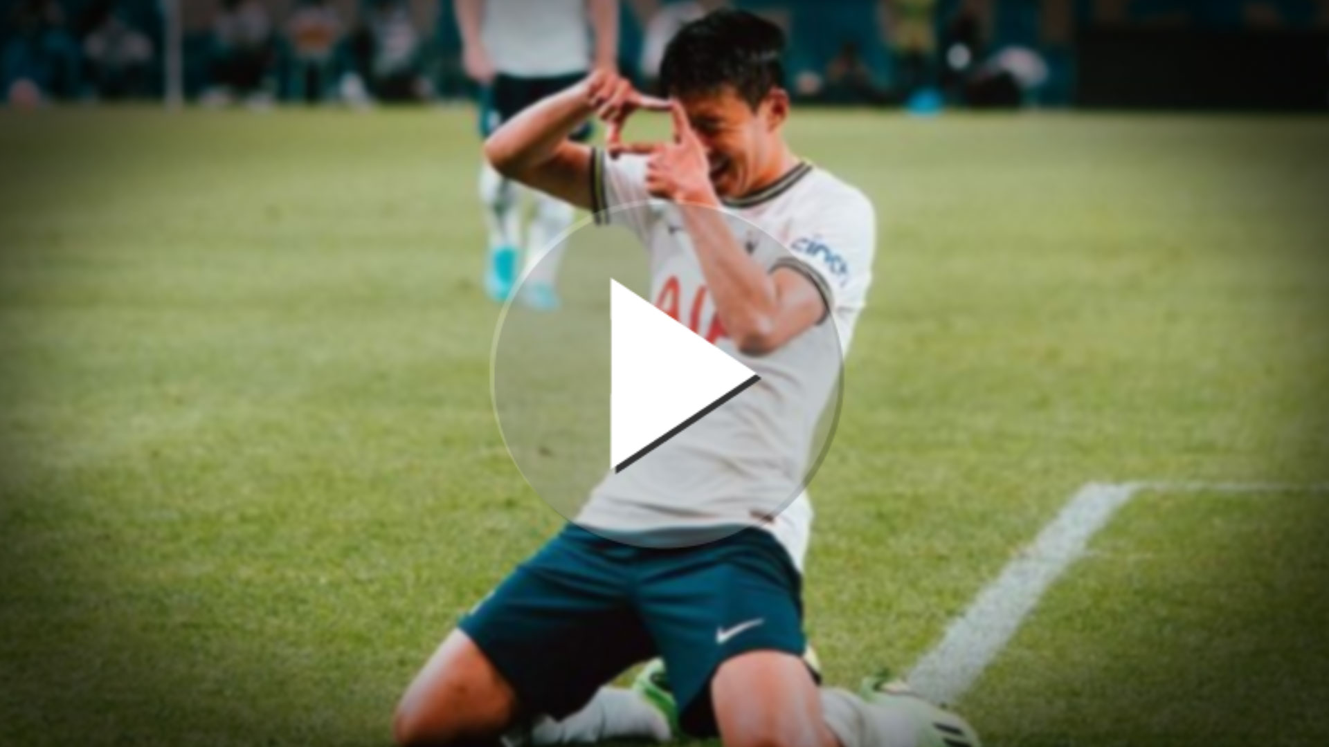  생활 속 필수 꿀팁을 알려주는 남자