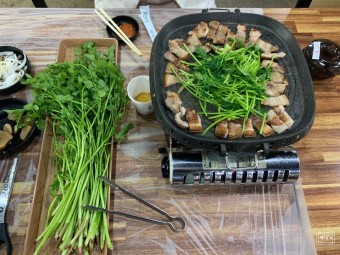 햇미나리 삼겹살