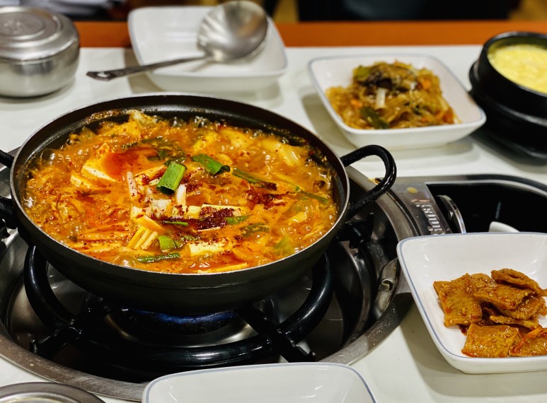  대전맛집 둔산동 광주식당 참치김치찌개